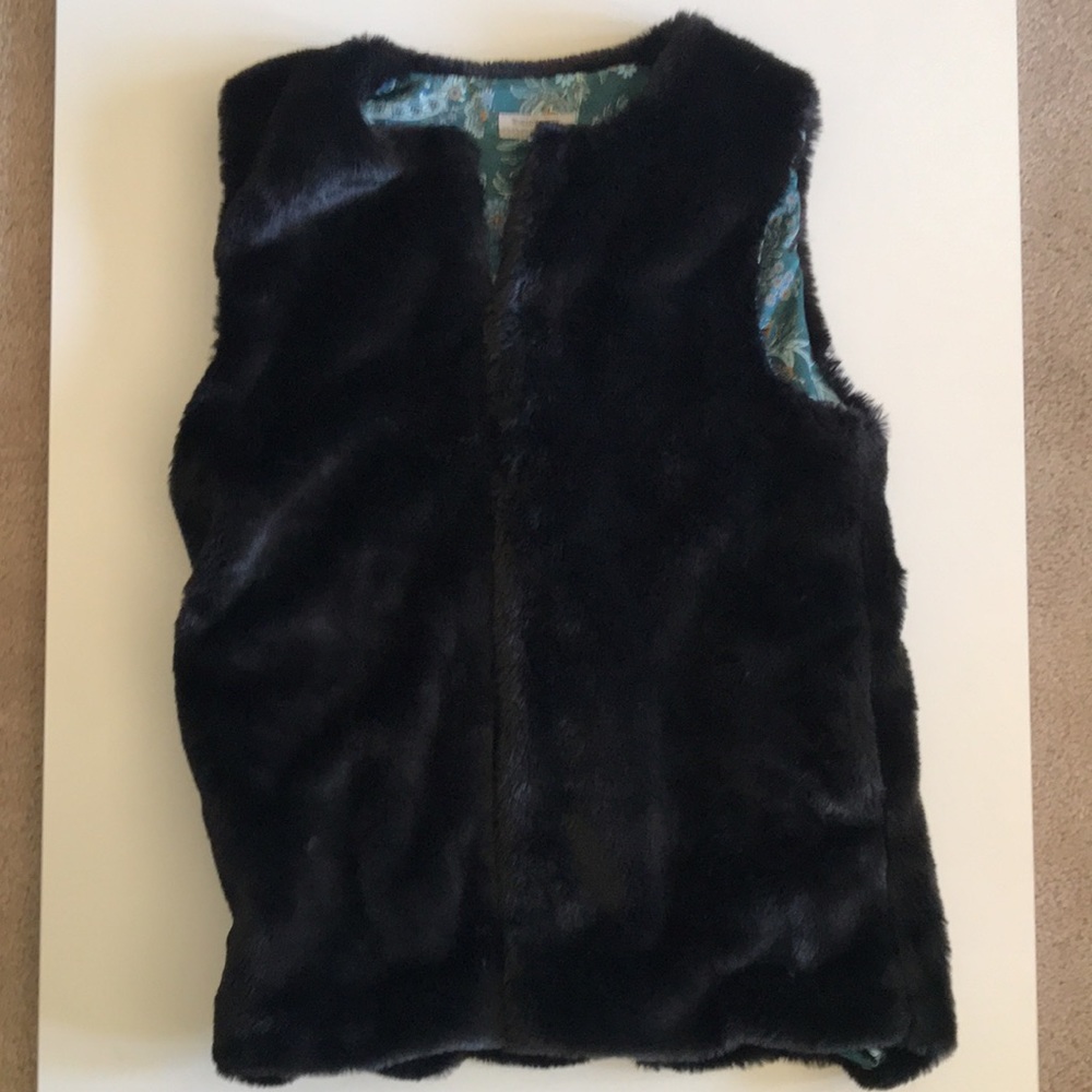 World Market- Faux Fur Vest- 0/S